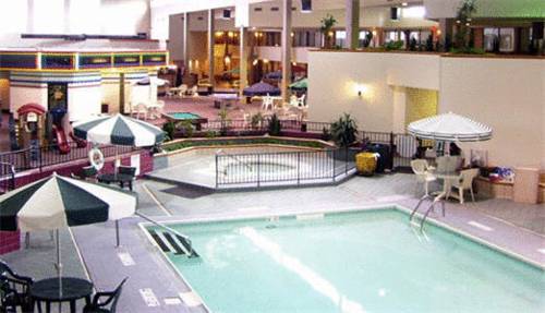 Fern Valley Hotel And Conference Center Louisville Einrichtungen foto